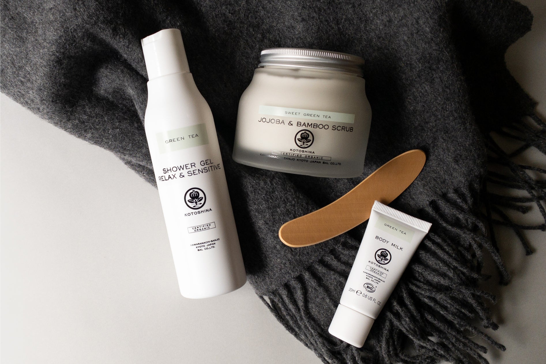 ホホバ&バンブースクラブで乾燥対策&美肌育成